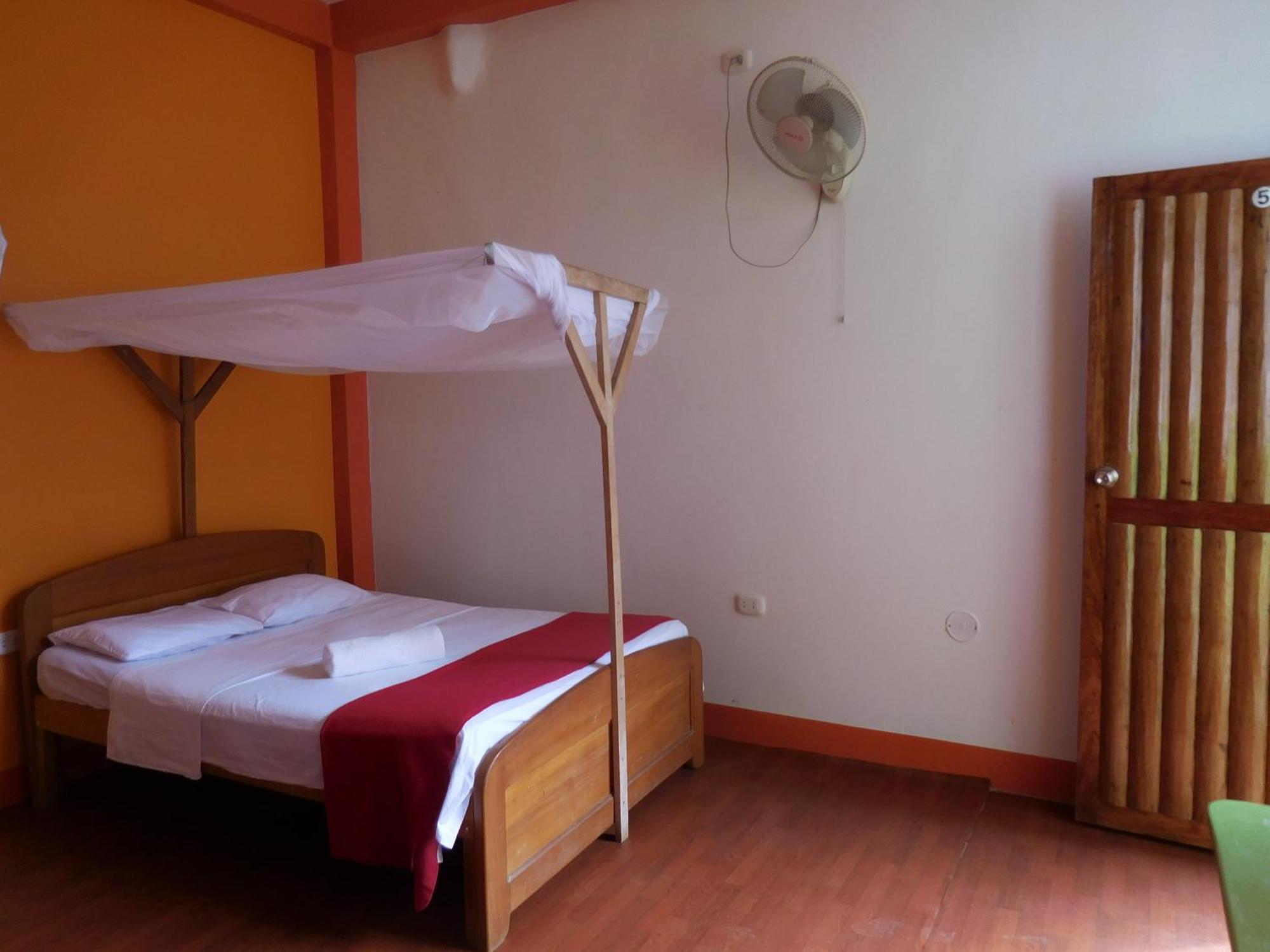 Tambopata Hostel Puerto Maldonado Exteriör bild