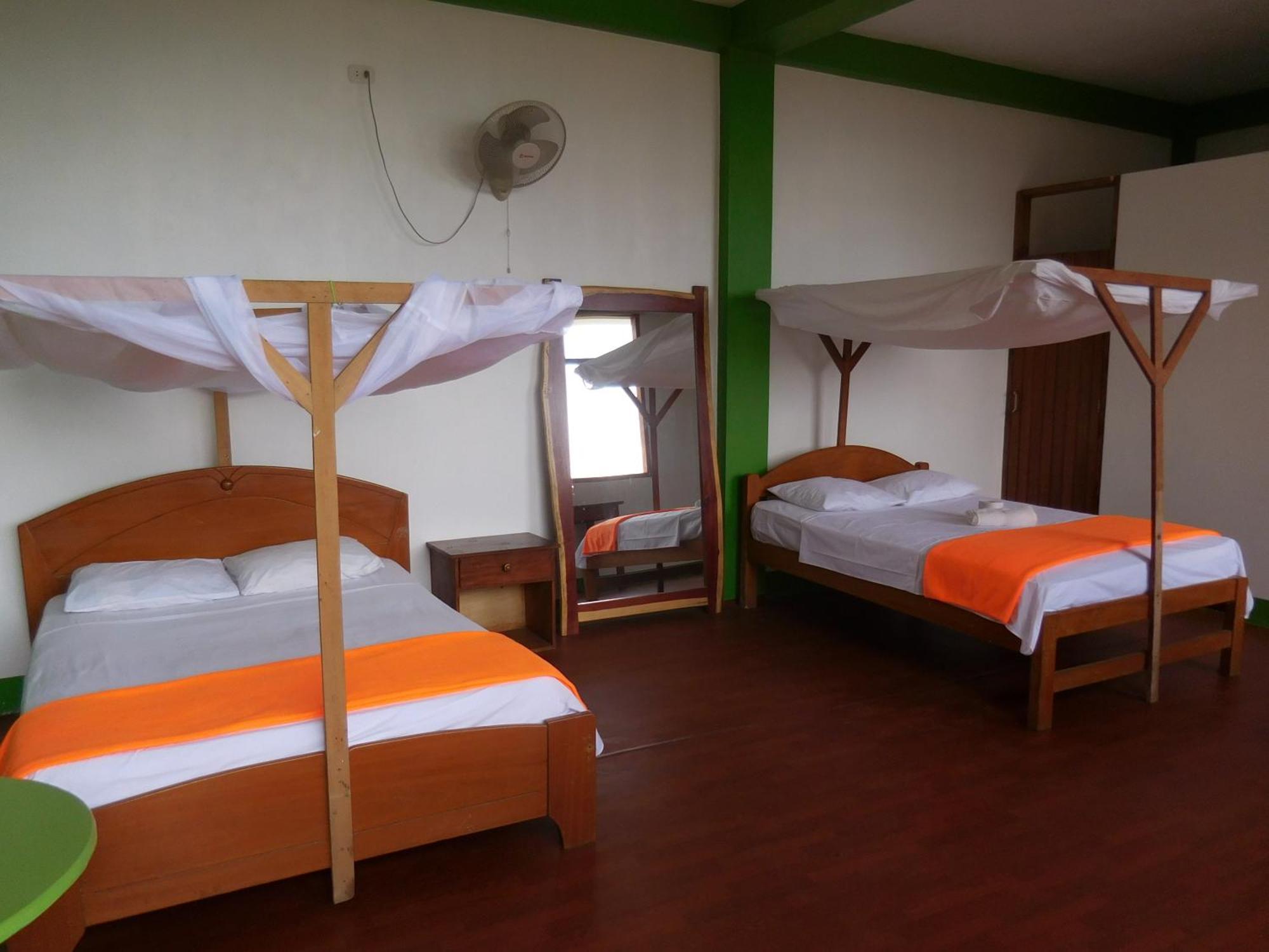 Tambopata Hostel Puerto Maldonado Exteriör bild