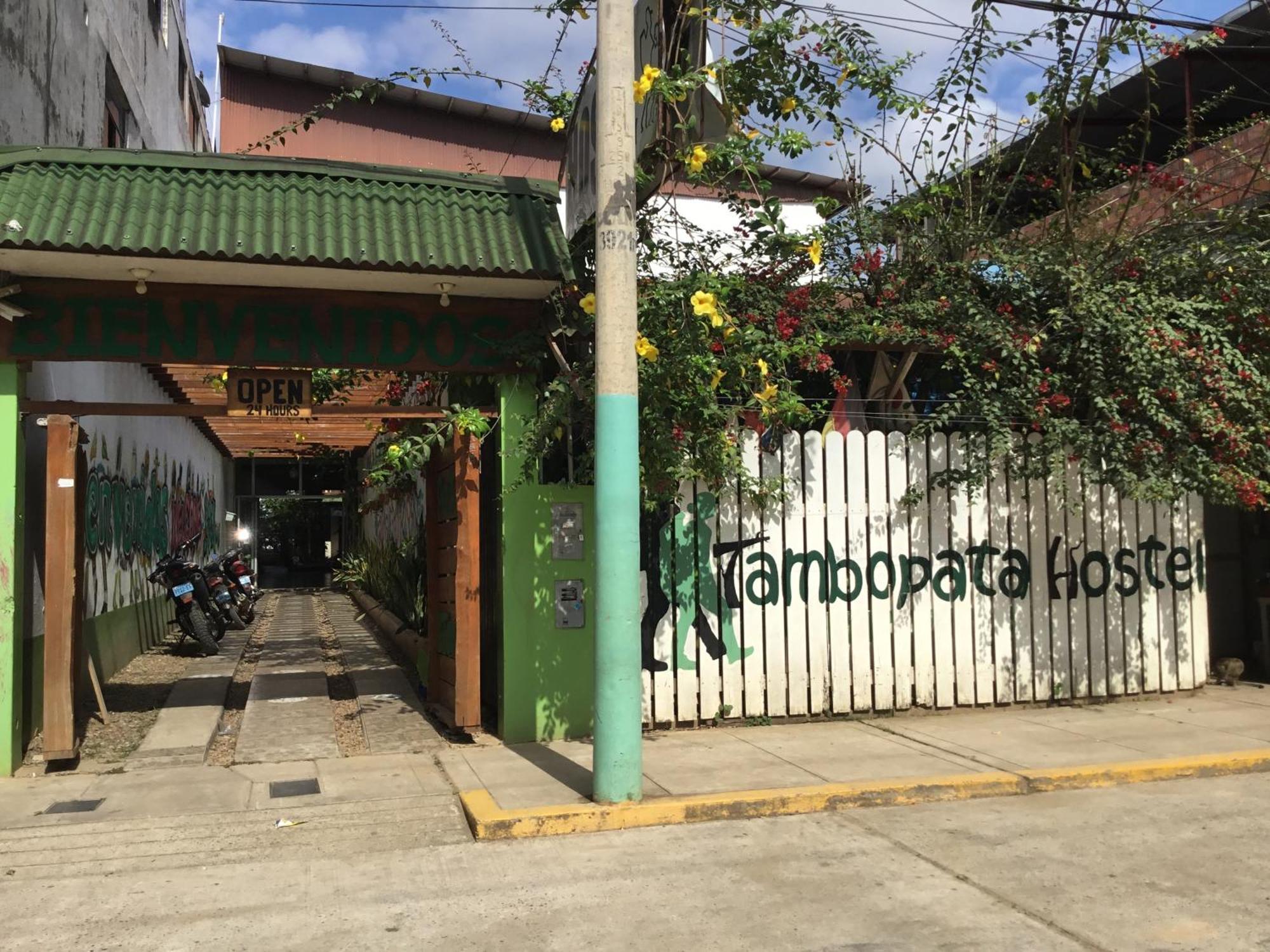 Tambopata Hostel Puerto Maldonado Exteriör bild